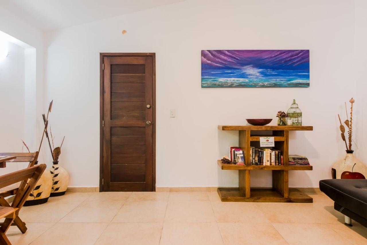 Villas Picalu Lodge プエルト・アベントゥラス エクステリア 写真